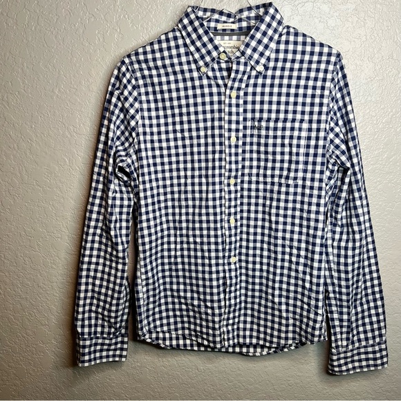 NWT Abercrombie&fitch Muscle Long Sleeve Checkered Blue and White Collard Top - Picture 2 of 8